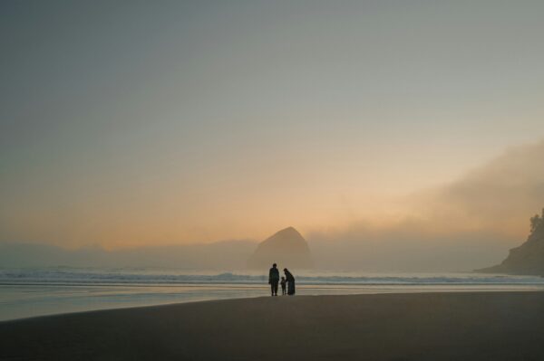 Oltre lo spazio e il tempo – è lì che puoi scorgere il Divino